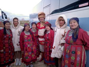 Гусляр Иван Самоваров и Бурановские Бабушки на концерте в Красноярске